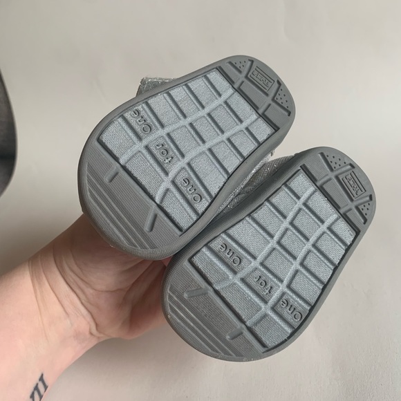 Baby toms - Picture 2 of 5